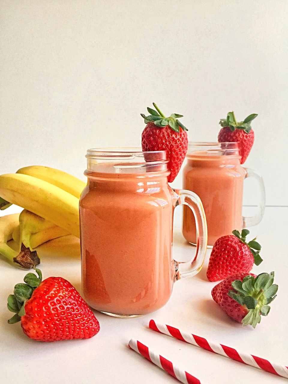 Strawberry banana smoothie made with real milk