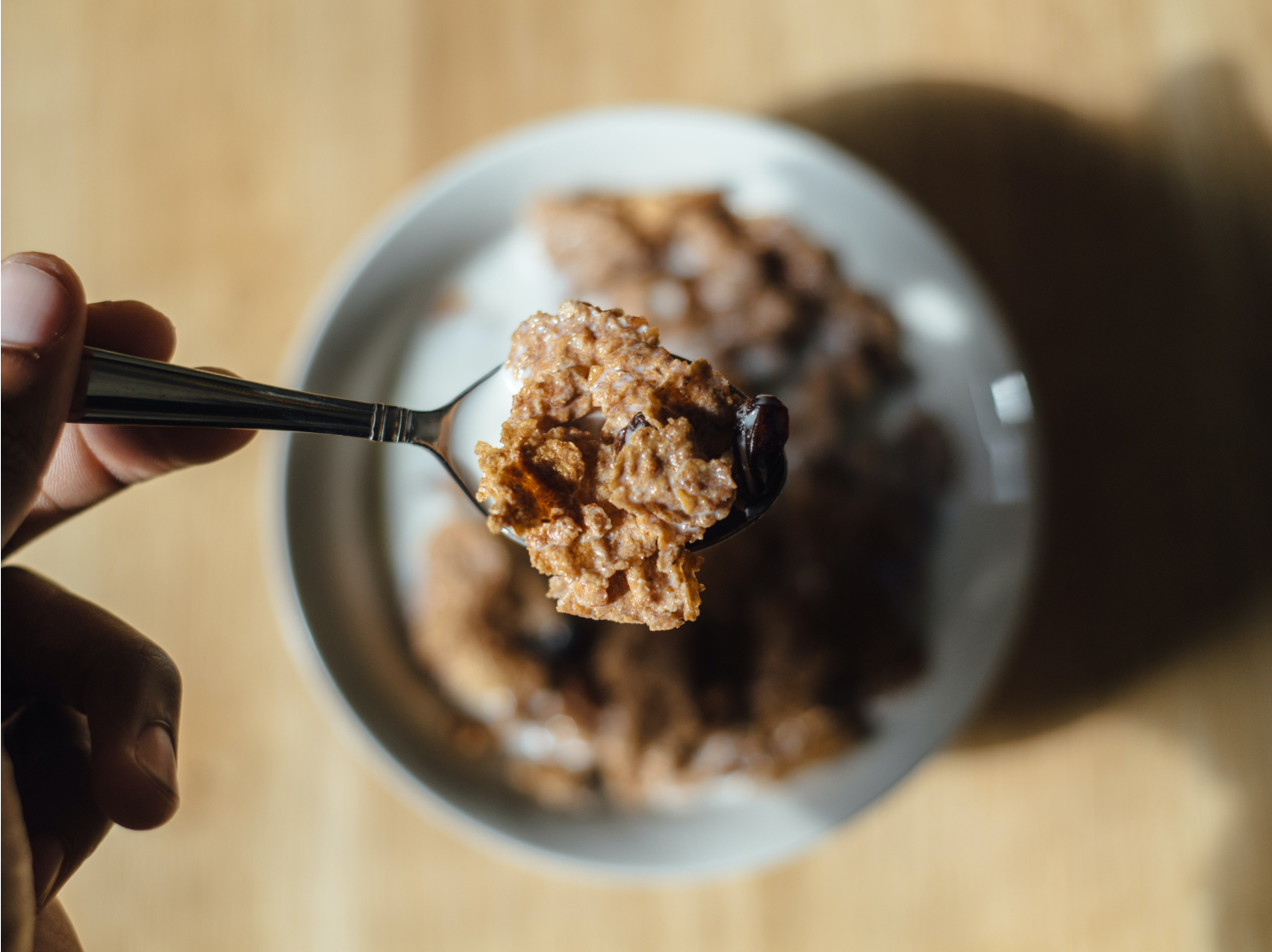 How Much Cereal & Milk Should You Have for Breakfast